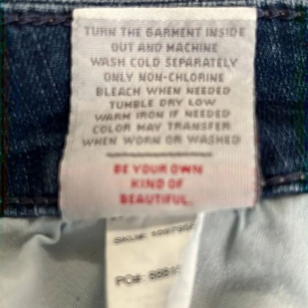 Torrid Women's Mid Rise Comfort Stretch Medium Wash‎ Jeans Size 16XT